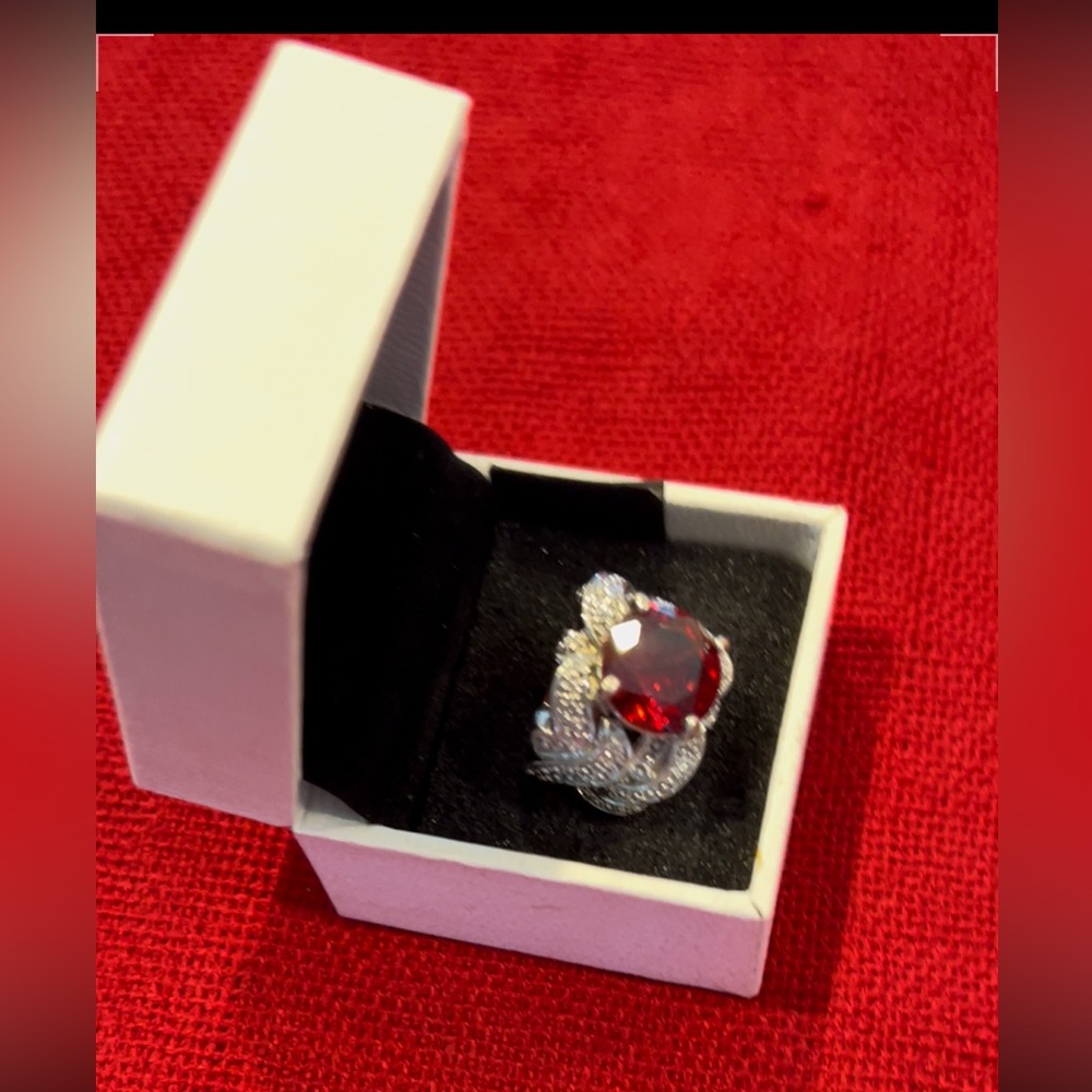 Fashion Ring - Size 5.5
